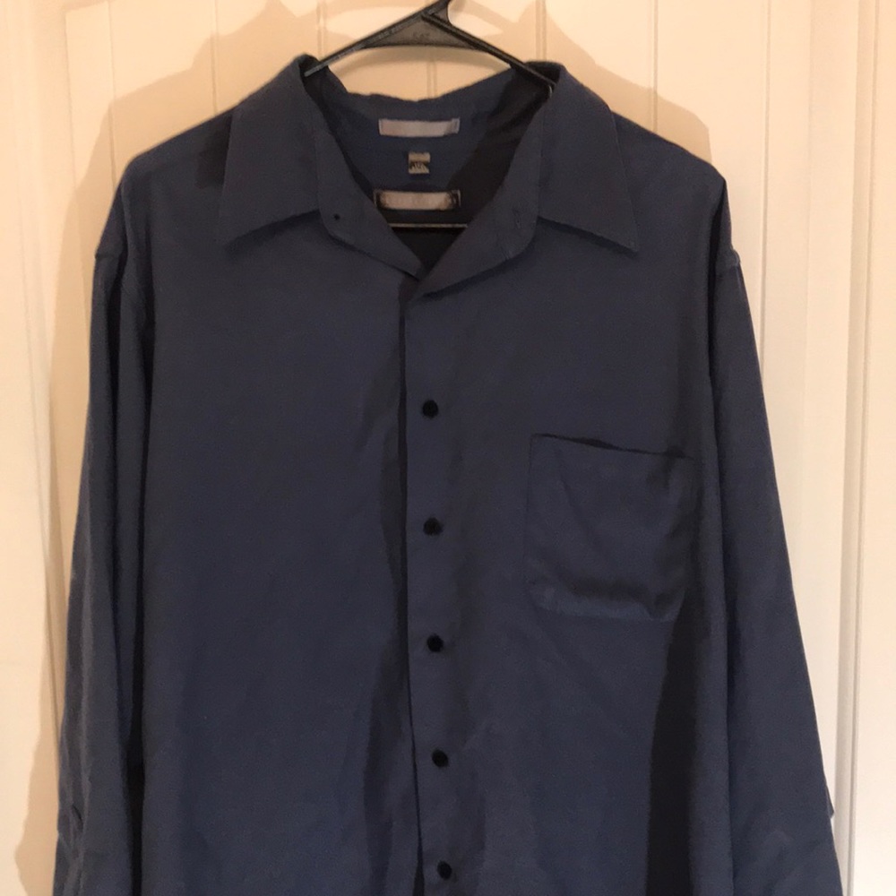 Geoffrey Beene Dress Shirt!!